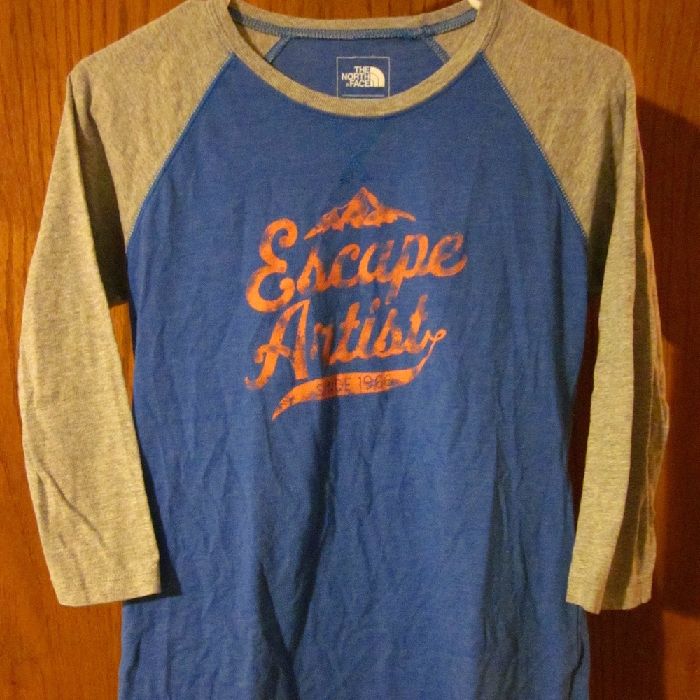 3/4 sleeve shirt